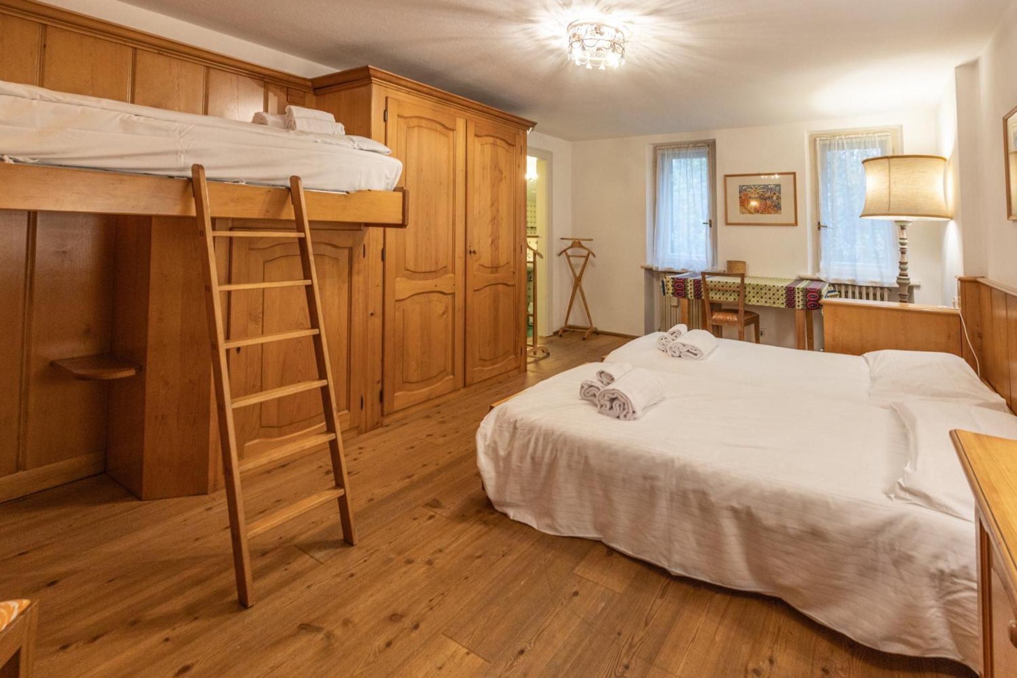 Casa Ca Dei Fiori A Due Passi Dal Centro Di Cortina Apartment Cortina d'Ampezzo Bagian luar foto